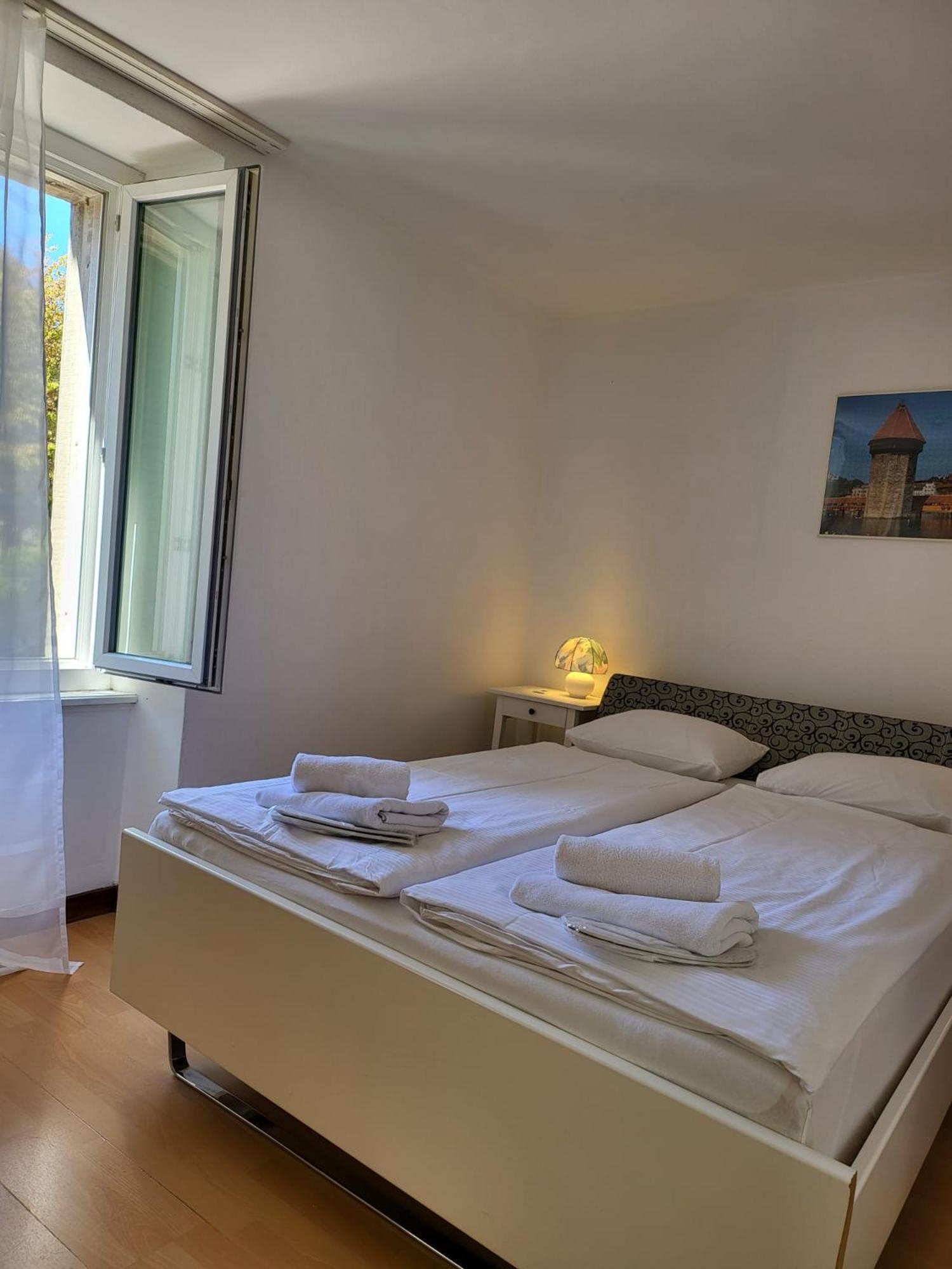 Bastis Central Guesthouse Lucerne City Exteriér fotografie